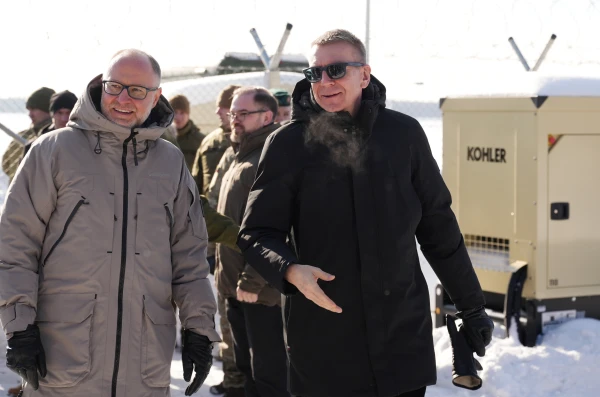 Rinkēvičs un Sprūds vienisprātis par nepieciešamību likumā nostiprināt apņemšanos ieguldīt aizsardzībā ne mazāk kā 5% no IKP