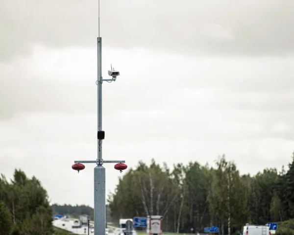 Trešdien sāks darboties trīs jauni vidējā ātruma kontroles posmi uz Tallinas un Liepājas šosejām