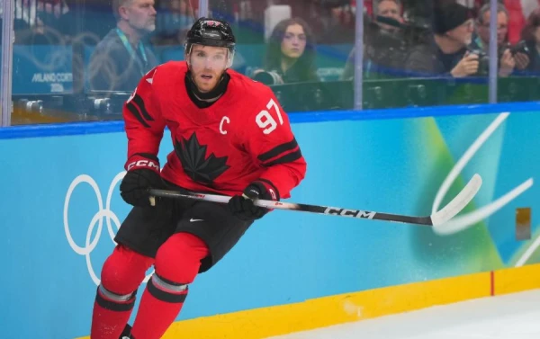 Par olimpiskā hokeja turnīra vērtīgāko spēlētāju atzīts kanādietis Makdeivids