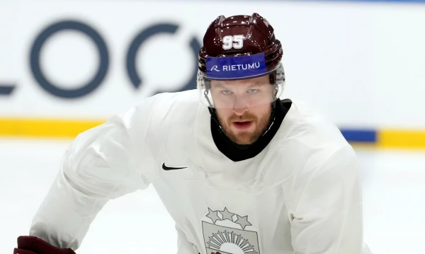 Batņa no olimpiskajām spēlēm atgriežas ar trīs rezultatīvām piespēlēm Somijas čempionāta mačā