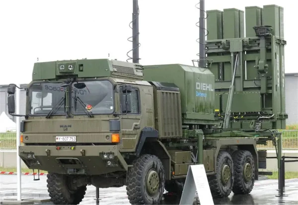 Latvija šī gada otrajā pusē saņems pirmās vidējas darbības pretgaisa aizsardzības sistēmas «IRIS-T»