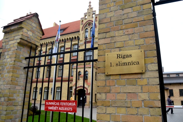 Rīgas 1. slimnīca labos informācijas sistēmu, kuras dēļ nestrādāja pacientu pieraksts