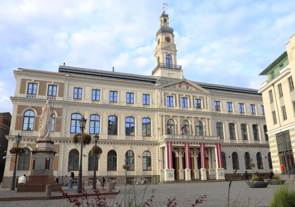 Rīgas pašvaldība plāno palielināt kompensāciju par publiskās infrastruktūras būvniecību