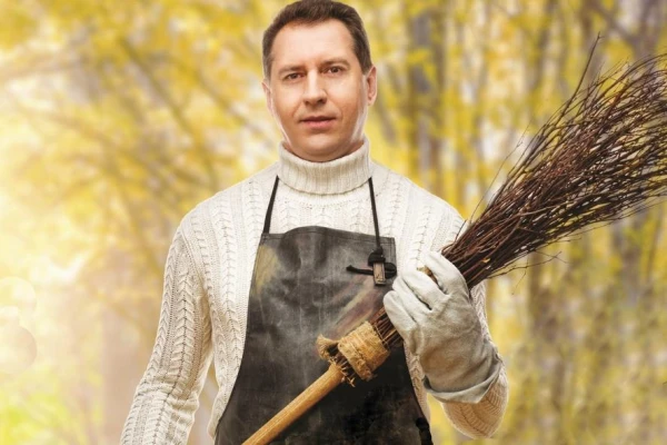 Valsts kanceleja rosina palielināt piemaksas apmēru tehniskā darba veicējiem valsts un pašvaldību iestādēs