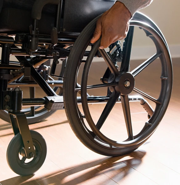 «Sustento»: Transporta pakalpojumi cilvēkiem ar ierobežotām iespējām kļūst pieejamāki