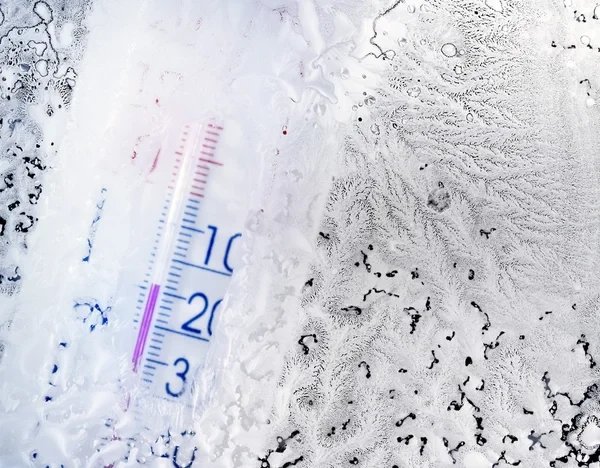 Ekonomisti: Aukstais laiks un elektroenerģijas izmaksu pieaugums tuvākajos mēnešos ietekmēs inflāciju