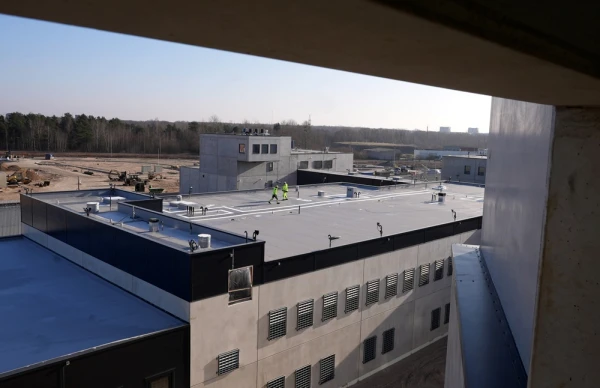 Uz jauno Liepājas cietumu šogad pārvietos arī ieslodzītos no Jelgavas un Daugavpils; veco ēku pārdos