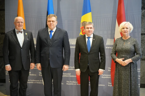 Saeimas preses dienesta foto