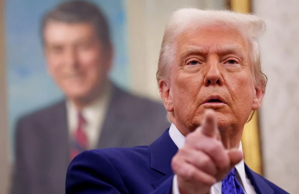 Tramps draud tiesāties ar «Grammy» ceremonijas vadītāju par Epstīna komentāru