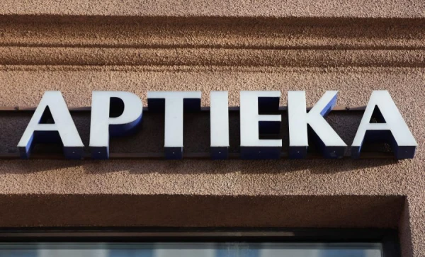 papildināta - KP vērtēs «Latvijas aptiekas» vēlmi iegūt izšķirošu ietekmi pār «Farma Balt aptieku»