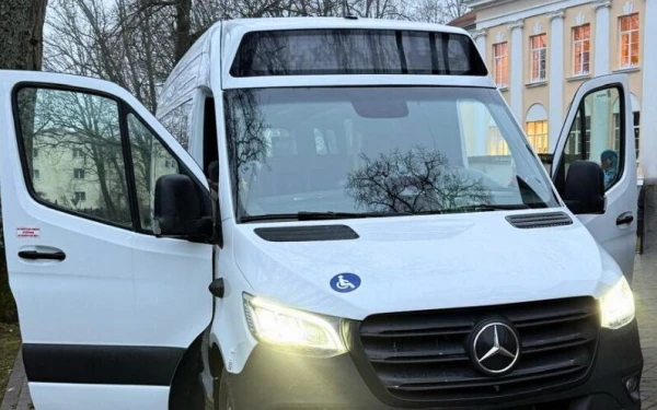 Valmieras novada pašvaldība par 180 895 eiro iegādājusies bezemisiju autobusu