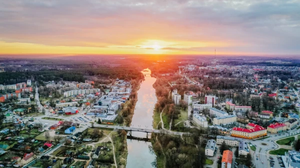 Valmieras novada teritorijas plānojumā pārskatīs pilsētu un ciemu robežas un noteiks vēja parku lieguma zonas