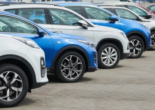 ACEA: Latvijā pērn straujāks jaunu vieglo auto reģistrācijas kāpums par ES vidējo