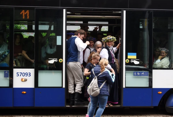 Gatavojoties nākamajiem Dziesmu svētkiem, pašvaldības norāda uz transporta un speciālistu trūkuma riskiem