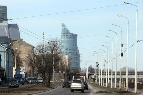 Rīgas pašvaldība meklē nosaukumu Mūkusalas ielas promenādei