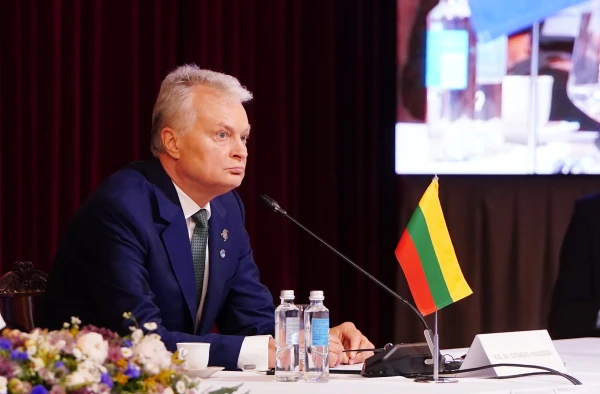 Nausēda: Lietuva par pievienošanos Trampa Gazas Miera padomei lems pēc diskusijām NB8 formātā