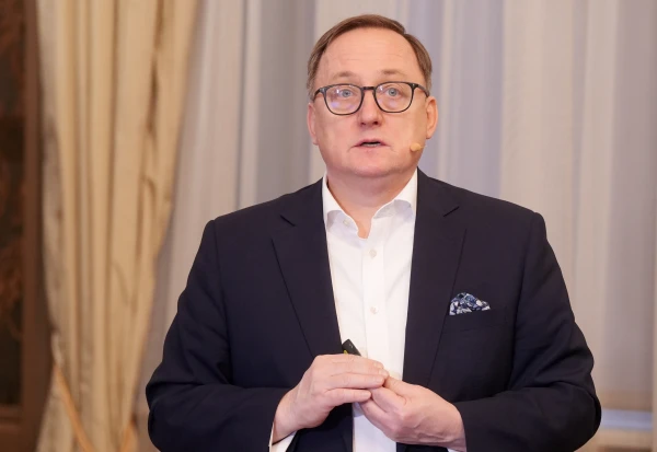 Kazāks: Nebanku kreditētājiem esošā uzraudzības kārtība ir pierasta, ērta un, iespējams, kādam arī izdevīga