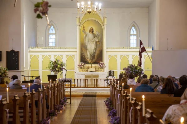 Maija vidū notiks Baznīcu nakts un Atvērto baznīcu diena