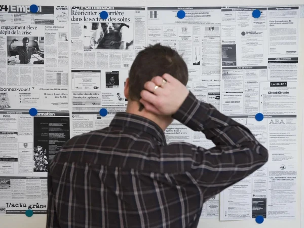 Bezdarbam Šveicē decembrī 55 mēnešos augstākais līmenis