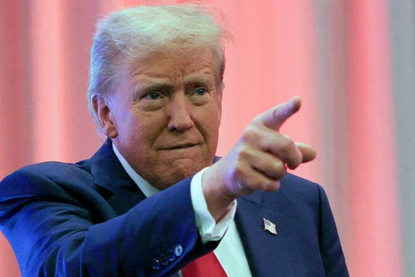 Trampa draudi Grenlandei izpelnās starptautisku nosodījumu