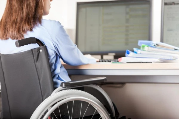 Palielināti sociālie pabalsti, invaliditātes pensiju un ienākumu sliekšņu apmēri