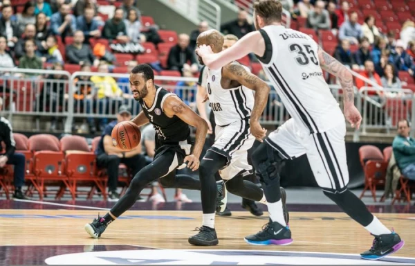 «VEF Rīga» basketbolistiem pārliecinoša uzvara Latvijas-Igaunijas līgas spēlē