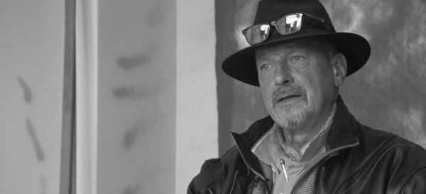 Miris fotomākslinieks Valts Kleins