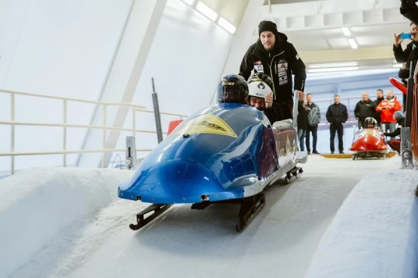 Pasaules kausa posms bobslejā Siguldā noslēdzas ar divnieku ekipāžu sacensībām
