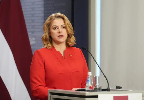 Siliņa: Vajadzīga bruņoto spēku domāšanas maiņa