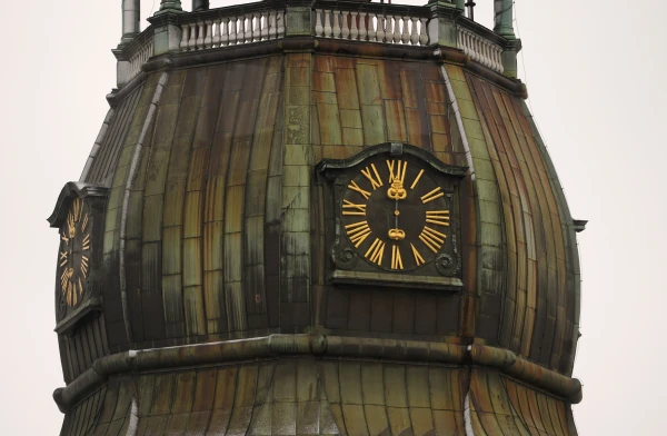 Atjaunots Rīgas Svētā Pētera baznīcas torņa pulkstenis