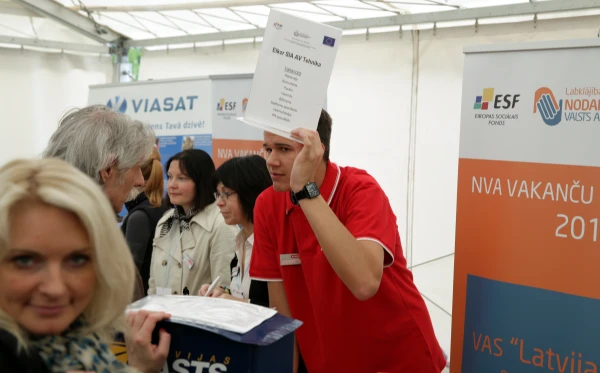 Reģistrētā bezdarba līmenis Latvijā novembra beigās pieaudzis līdz 4,8%