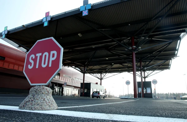 Drošības apsvērumu dēļ Latvijā liedz ieceļot pieciem ārvalstniekiem