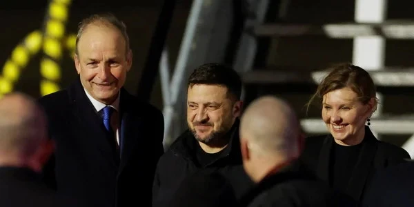 Zelenskis ieradies vizītē Īrijā