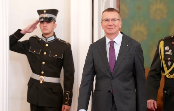 Valsts prezidents mudina vecākus veltīt laiku kopīgai lasīšanai ar bērniem