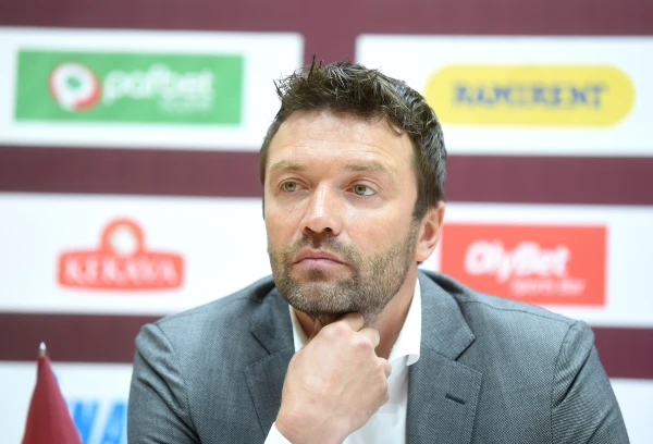 Sāks iztiesāt Janičenoka lietu par braukšanu reibumā