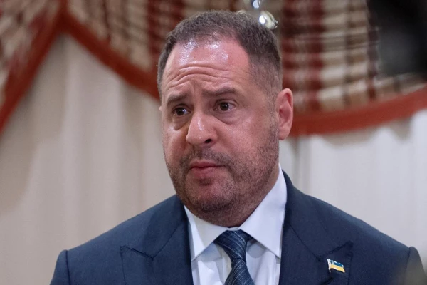 Jermaks: Ukraina neatdos savas teritorijas