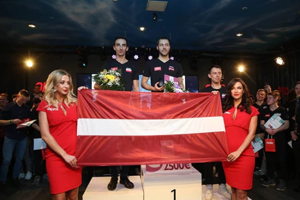 Bārmenis Trifanovs uzvarējis Pasaules kokteiļu čempionātā kategorijā «Flair»