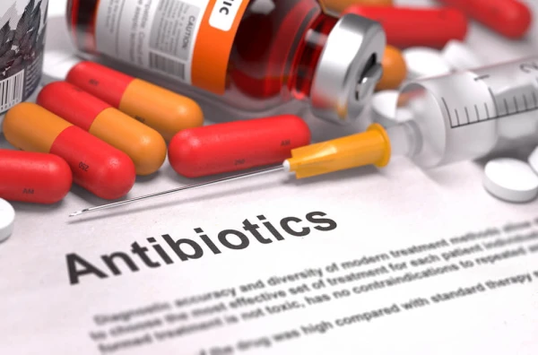 Ģimenes ārsti: Antibiotiku izrakstīšanu noteikti var optimizēt