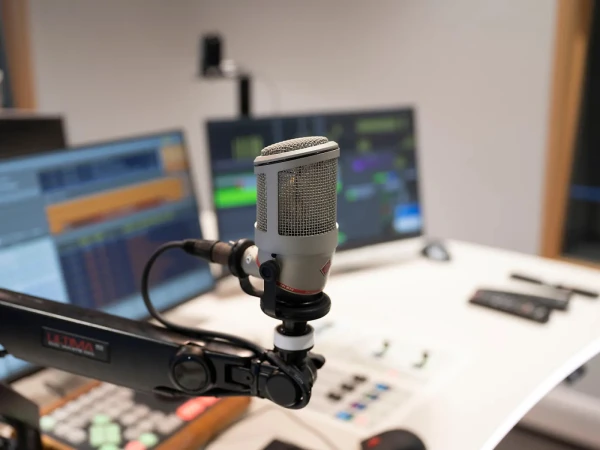 Šveices sabiedriskā raidorganizācija plāno likvidēt 900 darbavietu