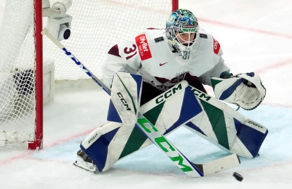 Šilovs atvaira sešus metienus «Penguins» zaudējumā «Wild»