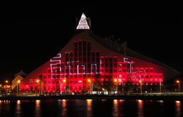 Šodien Rīgā pēdējo dienu noritēs gaismas festivāls «Staro Rīga» (FOTO)