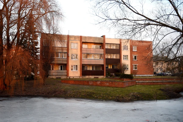 «Arco Real Estate»: Sērijveida dzīvokļu cenas oktobrī augušas Jelgavā, Ogrē, Salaspilī un Kauguros