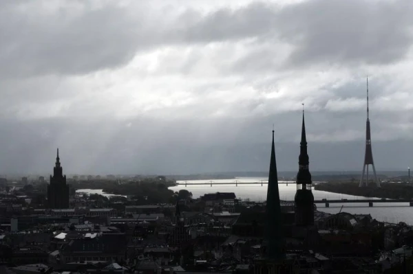 Svētdiena gaidāma mākoņaina un drēgna