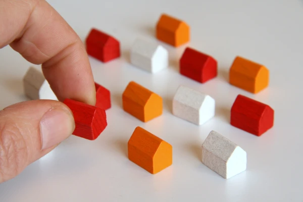 Deputāti konceptuāli atbalsta ierobežojumu noteikšanu dzīvesvietas deklarēšanas laikā nepatiesas ziņas sniegušām personām