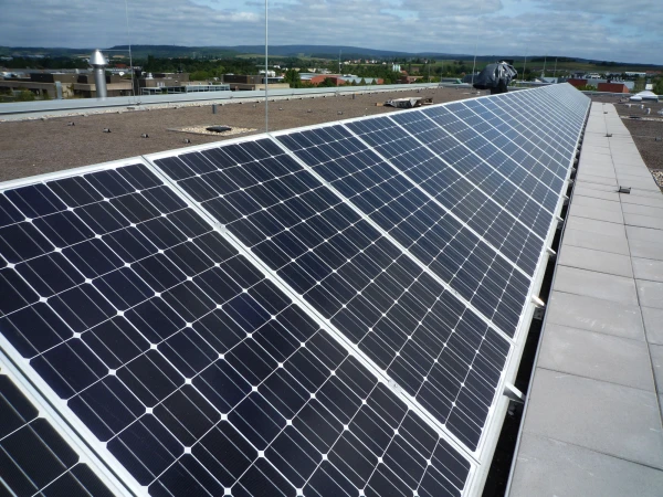 VNĪ sākusi sešu valsts sektora ēku daļēju pāreju uz atjaunojamajiem energoresursiem