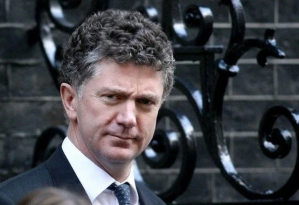 Laikraksts: Stārmera padomnieks centies izveidot kontaktu ar Kremli