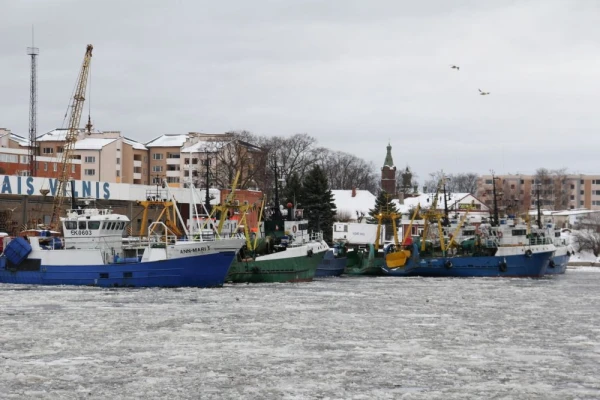 Salacgrīvas ostā pārkrauto kravu apmērs desmit mēnešos samazinājies par 15%