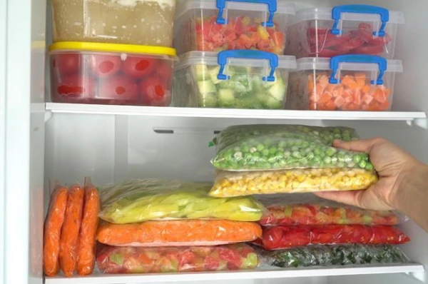 5 produkti, kuriem nedrīkst glabāt saldētavā