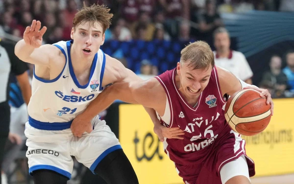 Latvijas basketbolisti skaisti noslēdza Eiropas čempionāta grupu posmu