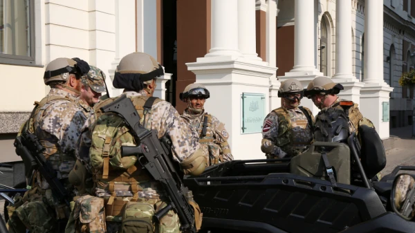 ASV pārtrauc militārās palīdzības programmu Latvijai. Ko par to zinām?